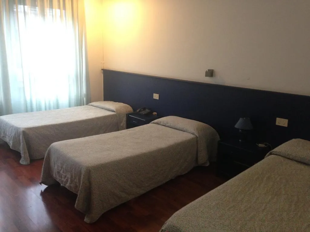 Residence Pola 米兰 4*,  意大利