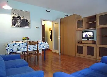 Residence Pola 米兰 4*,  意大利